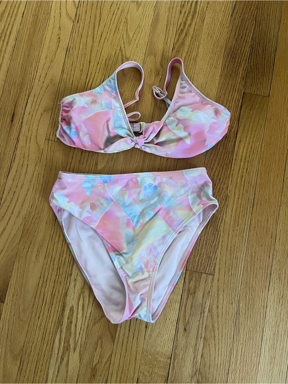 Salt and Cove- Woman’s Piece Pastel Pink Tie-Dye Bikini Swim Set (M/L)